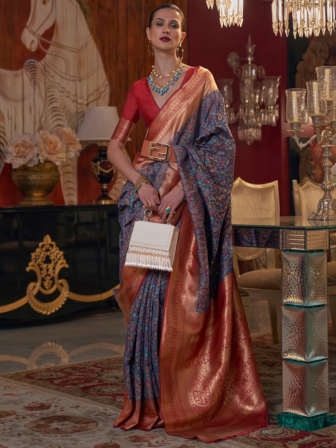 

Mitera Ethnic Motifs Zari Kanjeevaram Saree, Navy blue
