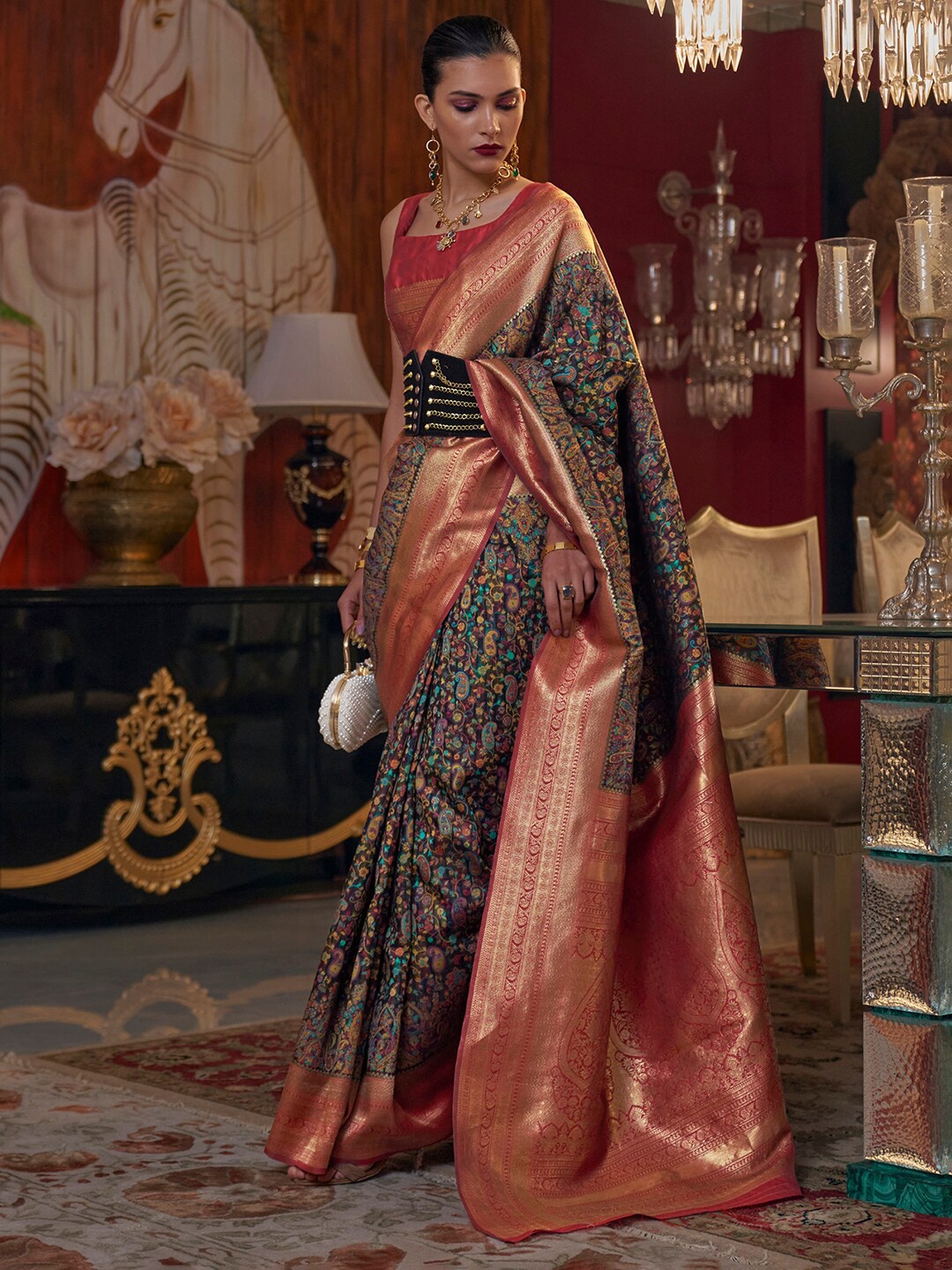 

Mitera Ethnic Motifs Zari Kanjeevaram Saree, Black