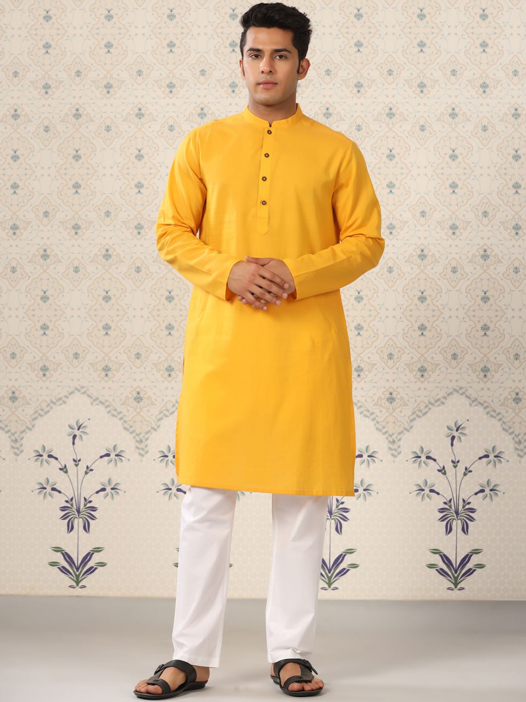 

Ode by House of Pataudi Mandarin Collar Straight Cotton Kurta, Mustard