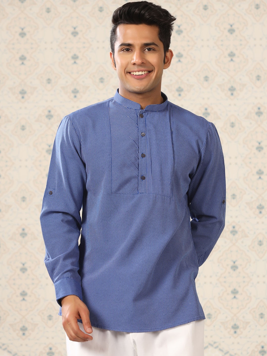 

Ode by House of Pataudi Striped Mandarin Collar Regular Short Kurta, Blue