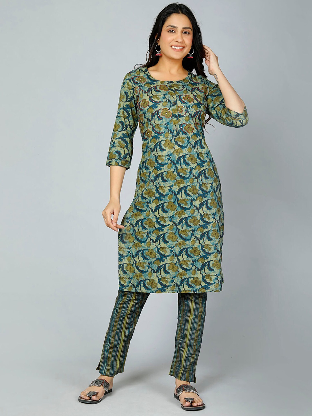 

Jevi Prints Ethnic Motifs Printed Thread Work Pure Cotton Kurta With Trousers, Olive