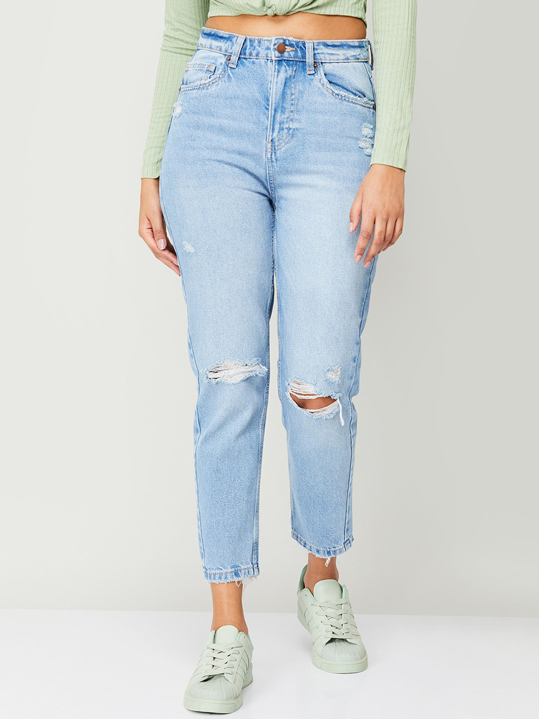 

Ginger by Lifestyle Women Tapered Fit Slash Knee Light Fade Pure Cotton Jeans, Blue