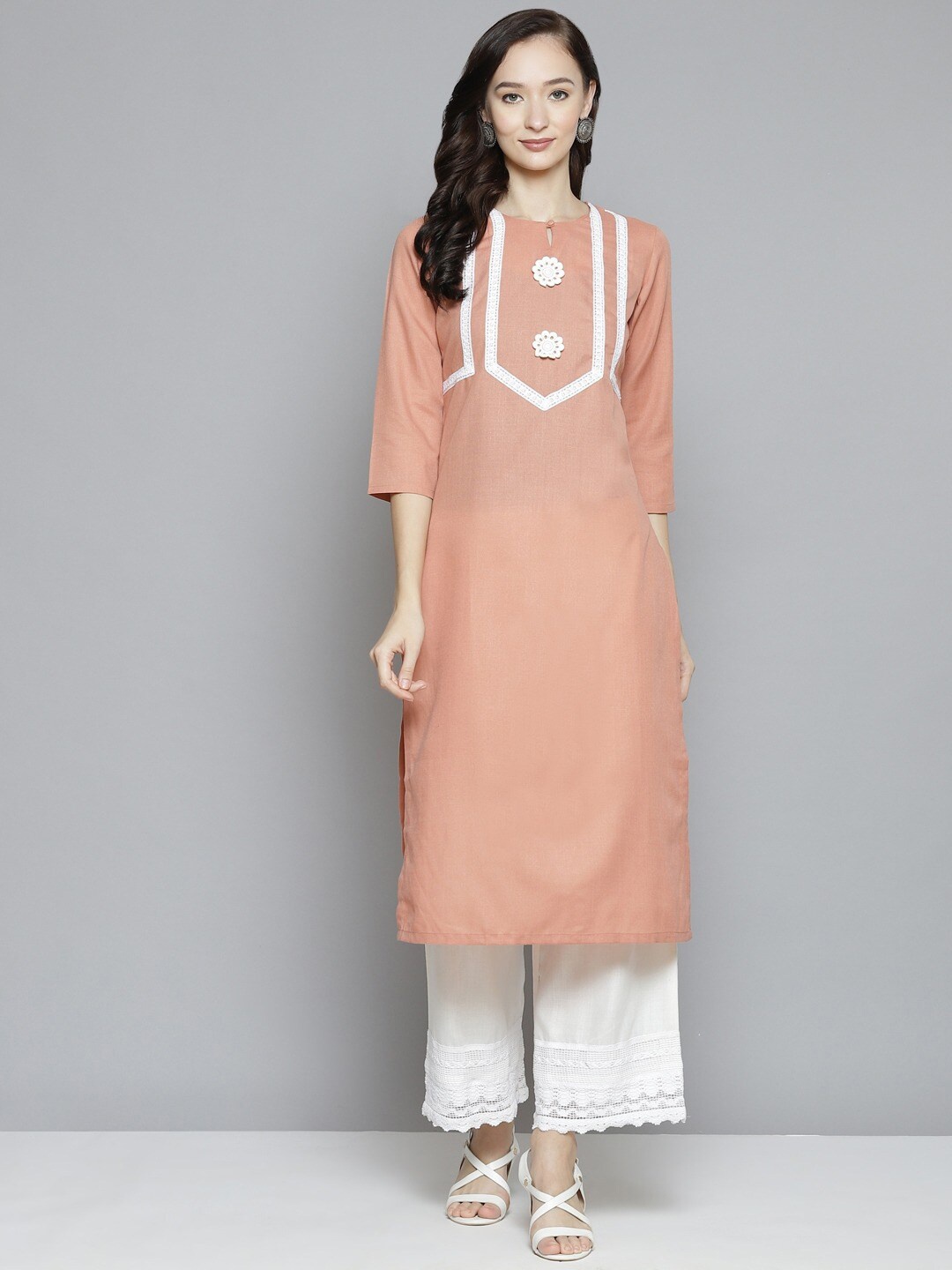 

Bhama Couture Ethnic Motifs Embroidered Straight Kurta with Palazzos, Peach