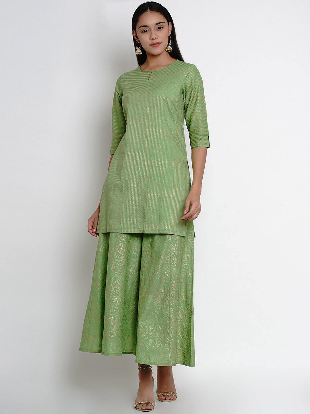 

Bhama Couture Keyhole Neck Striped Straight Kurta with Palazzos, Green