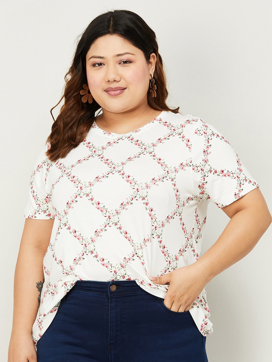 

Nexus by Lifestyle Plus Size Floral Printed Round Neck Regular Top, White