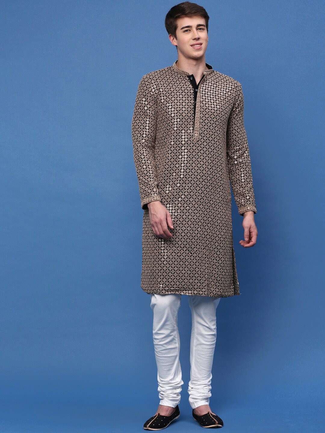 

Sanwara Ethnic Motifs Embroidered Sequinned Straight Kurta with Churidar, Beige