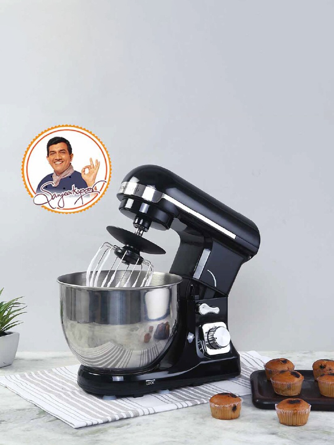 

Wonderchef 5-Pcs Black Stainless Steel Stand Mixer