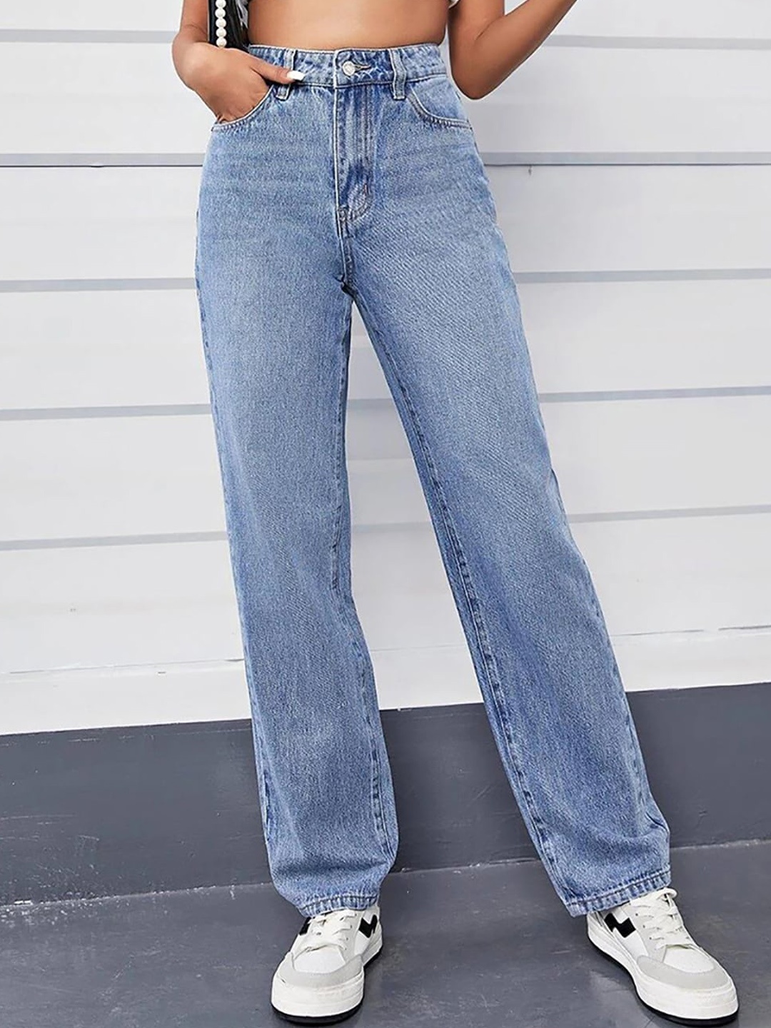 

Kotty Women Jean Straight Fit High-Rise Light Fade Stretchable Jeans, Blue