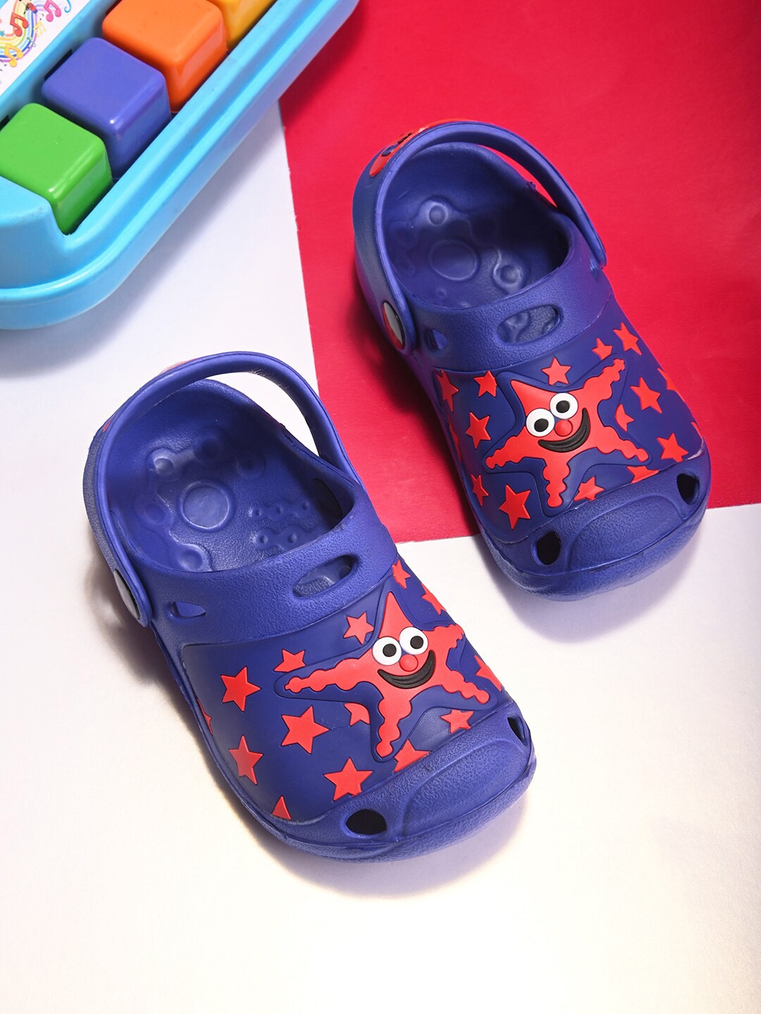

BRISKERS Kids Stars Printed Rubber Clogs, Blue
