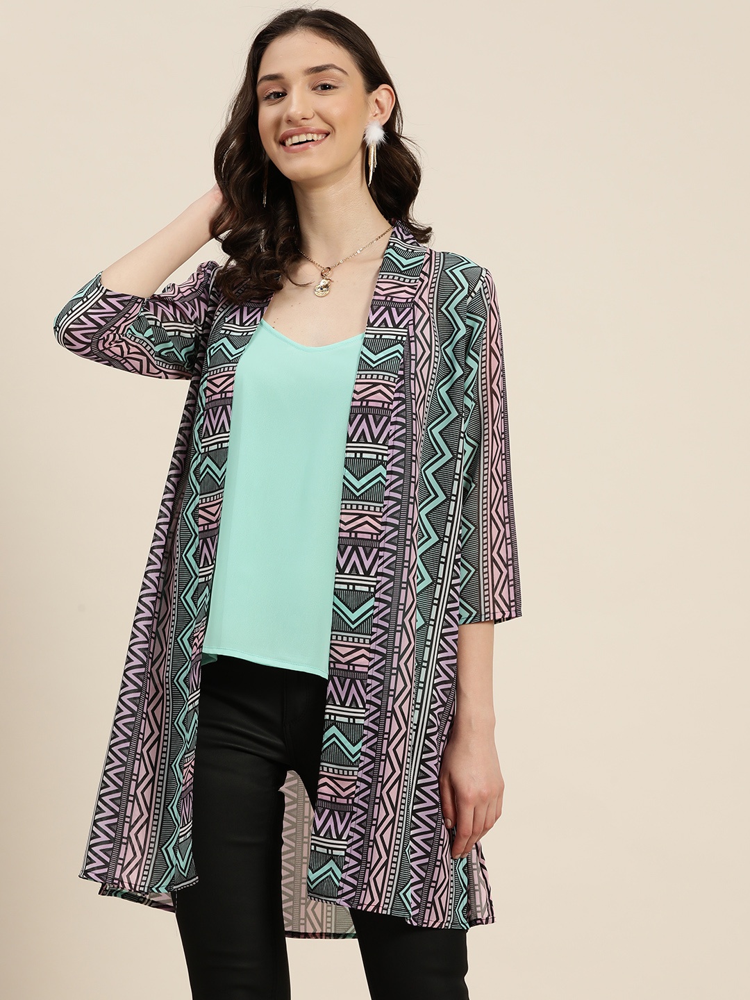 

Qurvii Geometric Printed Open Front Longline Shrug, Multi