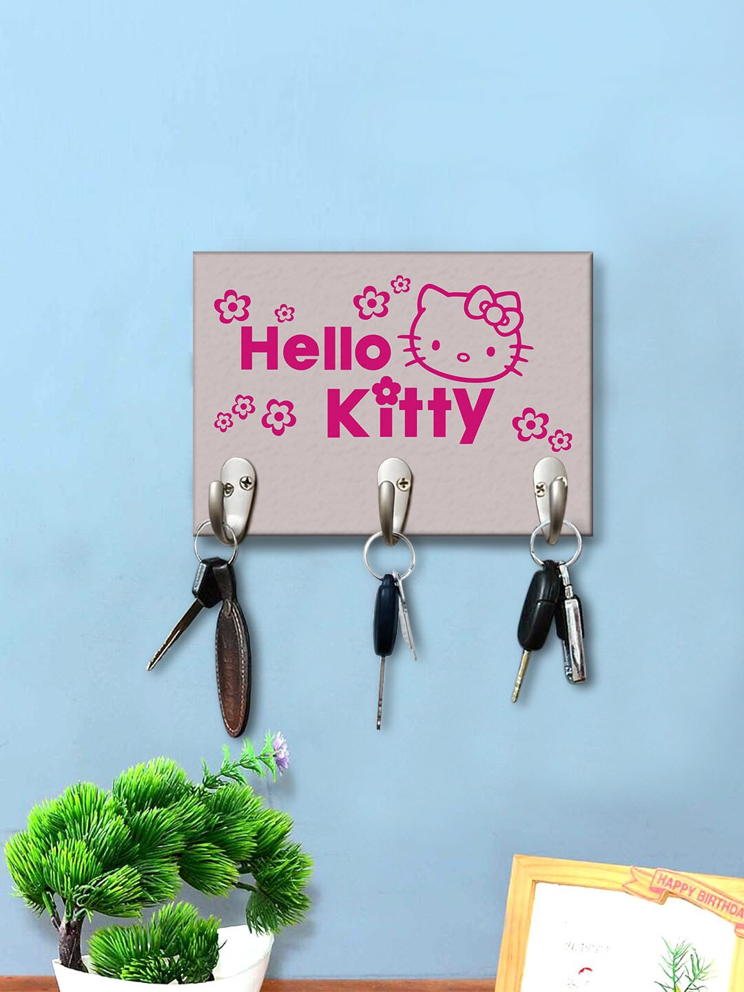 

999Store Cream Colored Printed Wall Hanging Key Holder