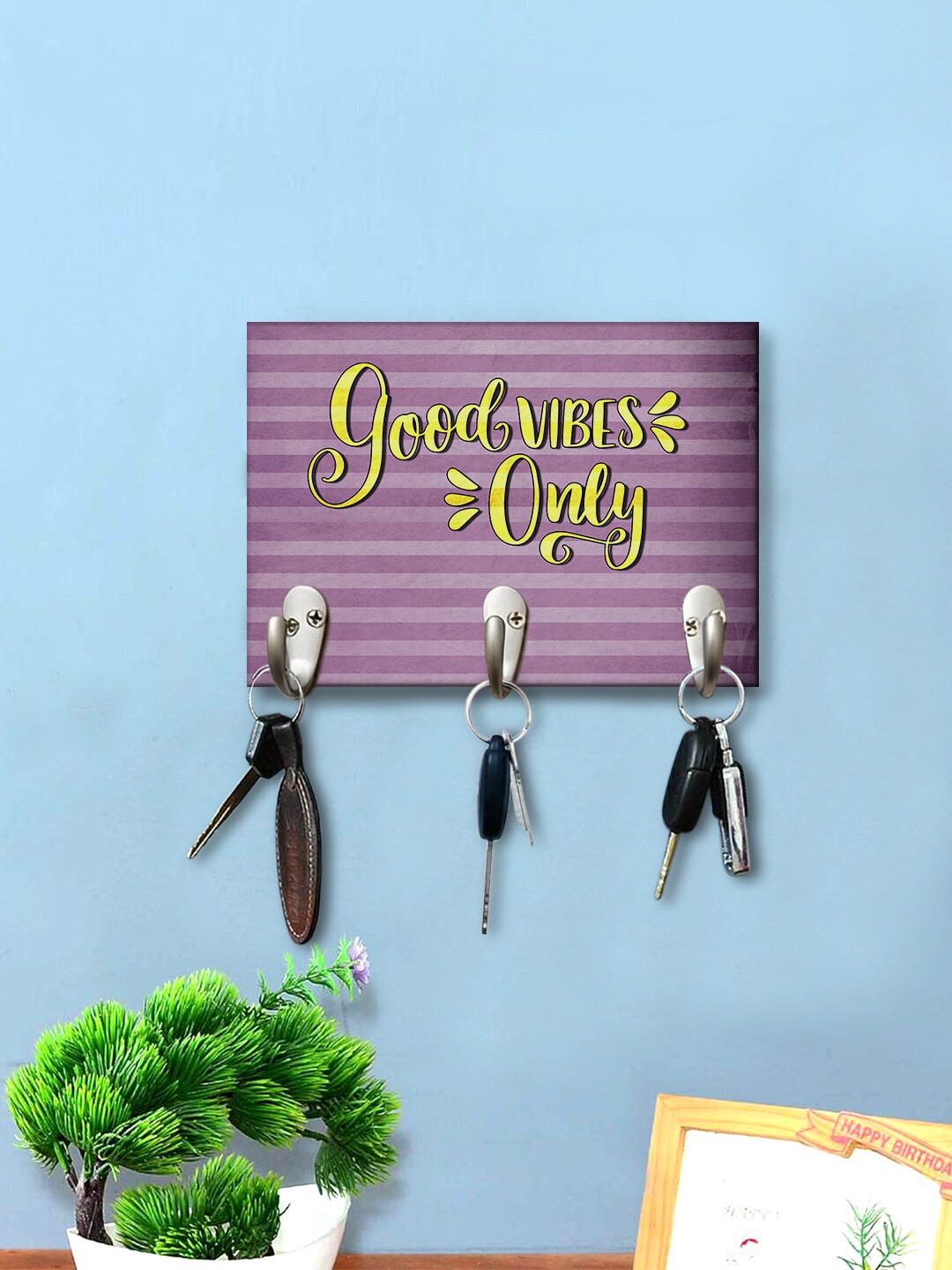 

999Store Purple & Yellow Printed Wooden Wall Hanging Key Holder