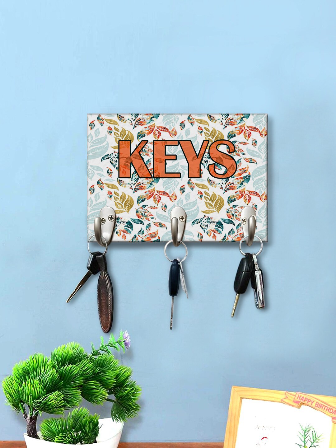 

999Store White & Green Printed Wall Hanging Key Holder