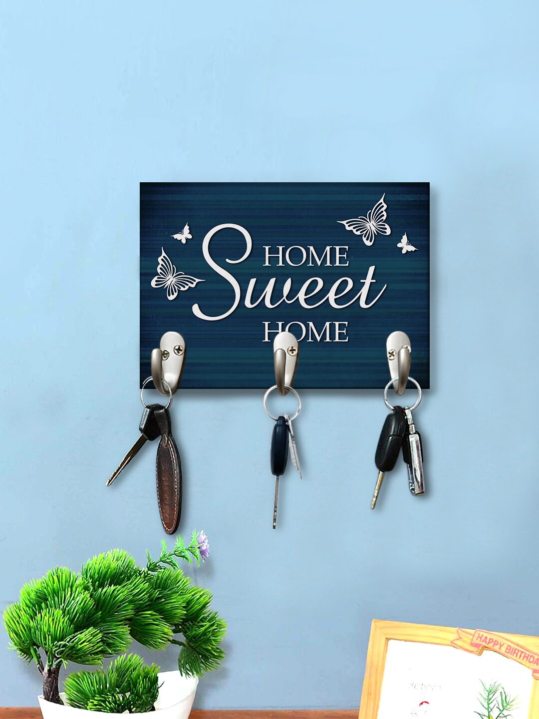 

999Store Blue & White Printed Key Holder