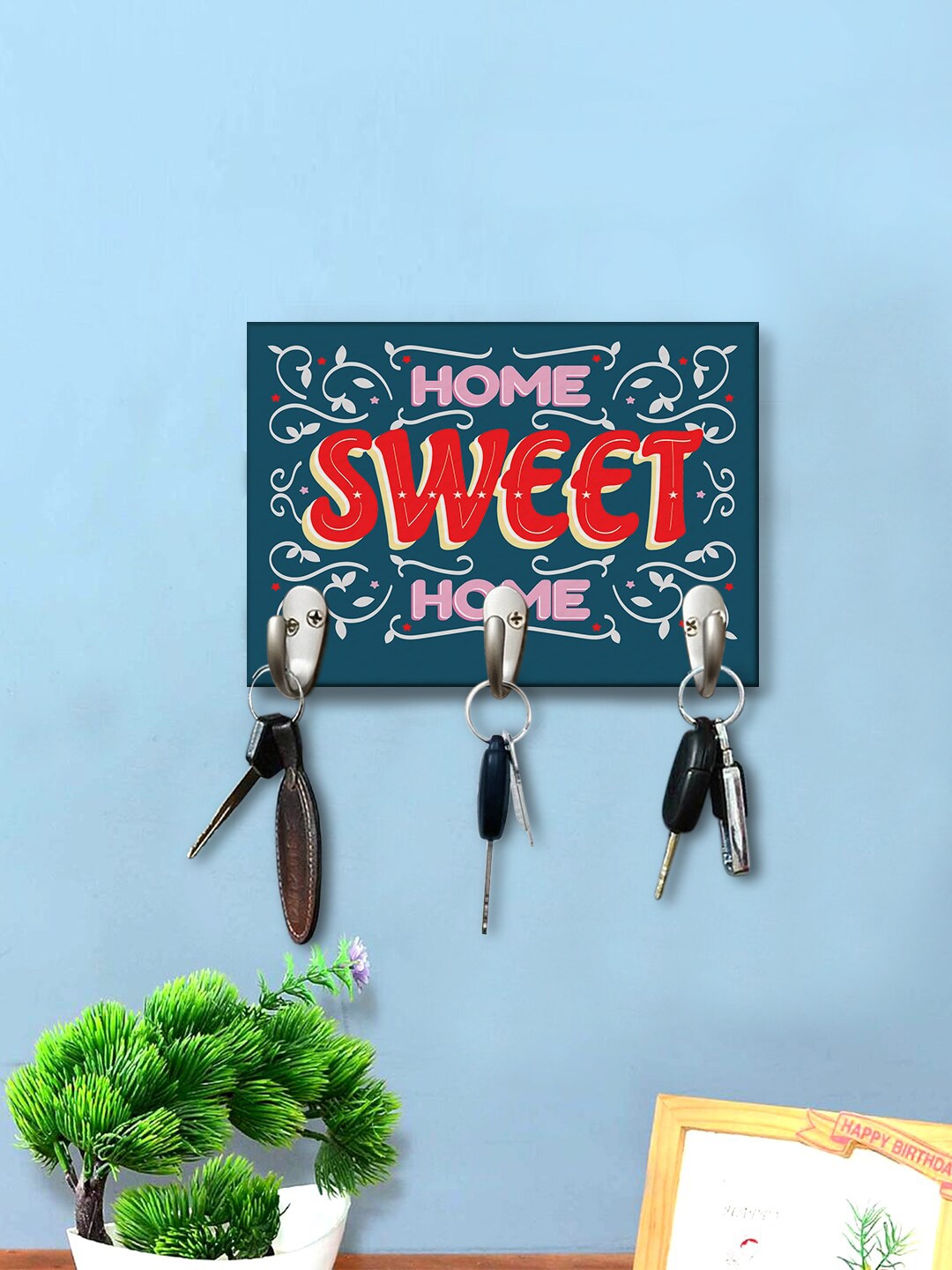 

999Store Blue & Red Printed Wooden Wall Hanging Key Holder
