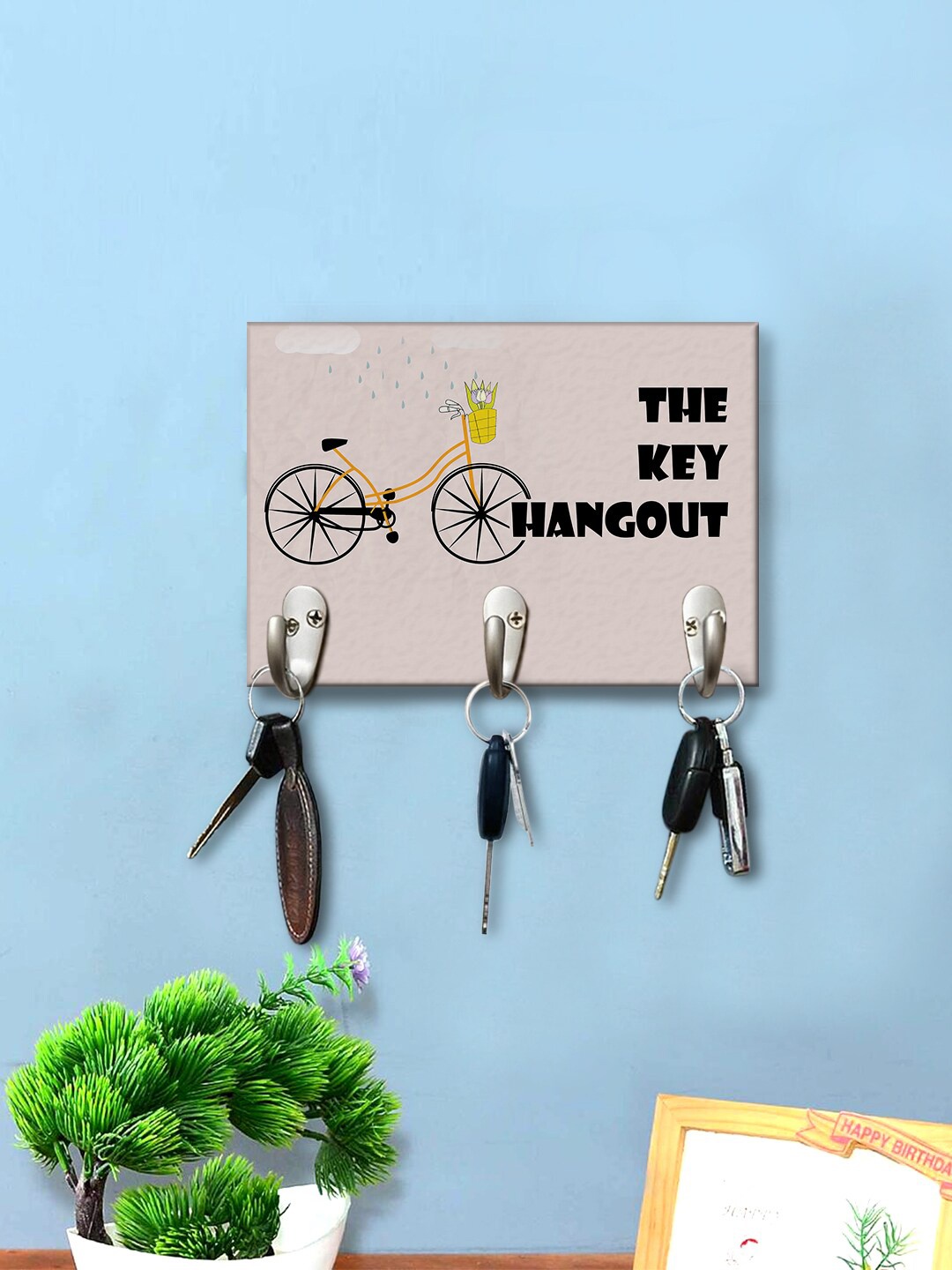 

999Store Pink & Black The Key Hangout Bicycle Printed Wall Hanging Key Holder