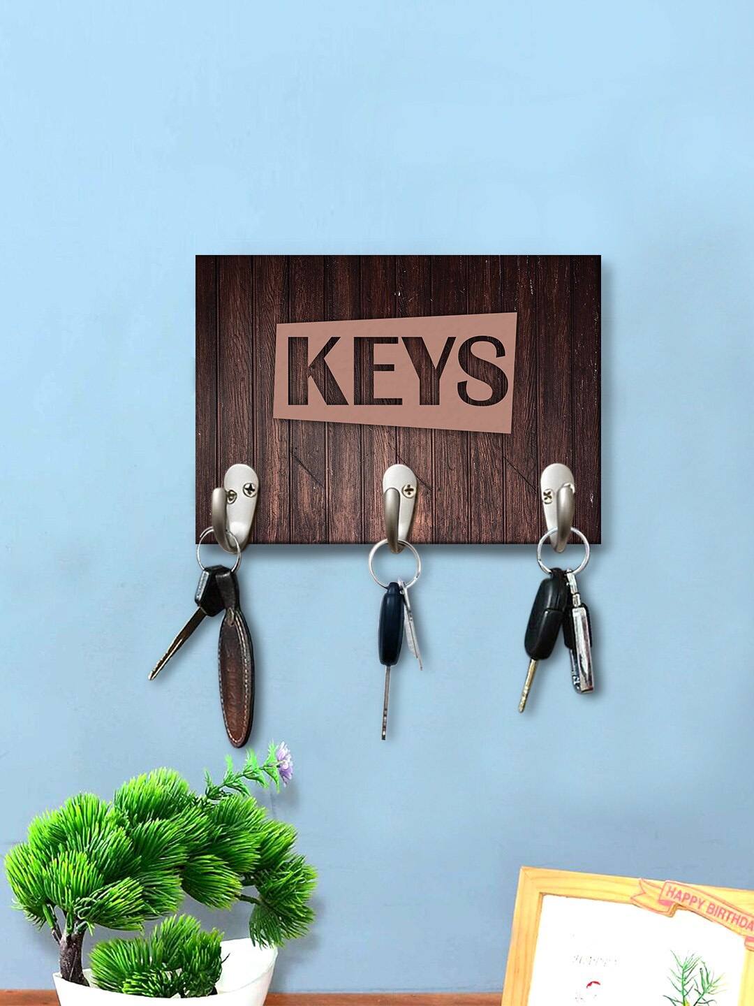 

999Store Brown Printed Wall Hanging Key Holder