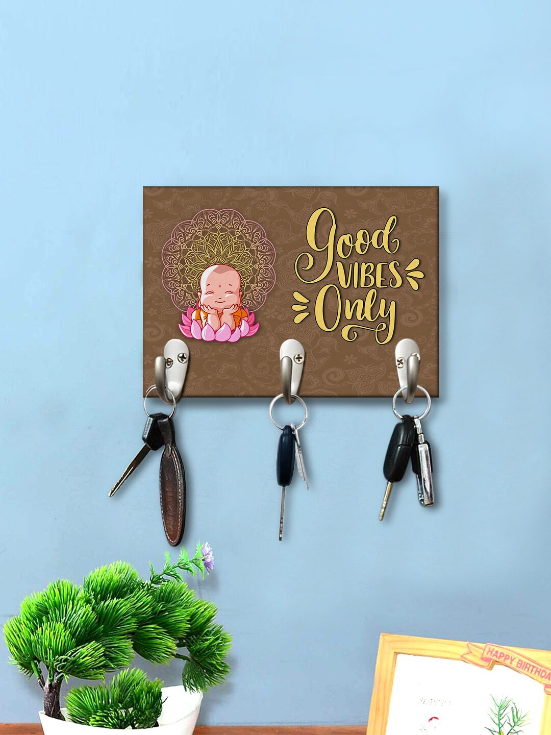 

999Store Brown & Yellow Printed Wall Hanging Key Holder