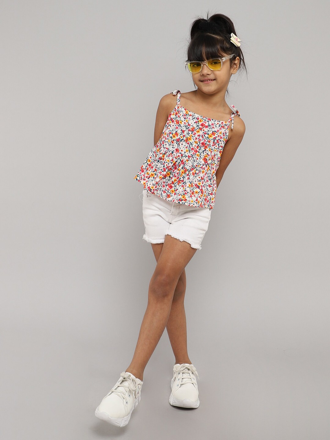 

taffykids Girls Floral Printed Shoulder Tie Up Smocked Cotton Peplum Top, White