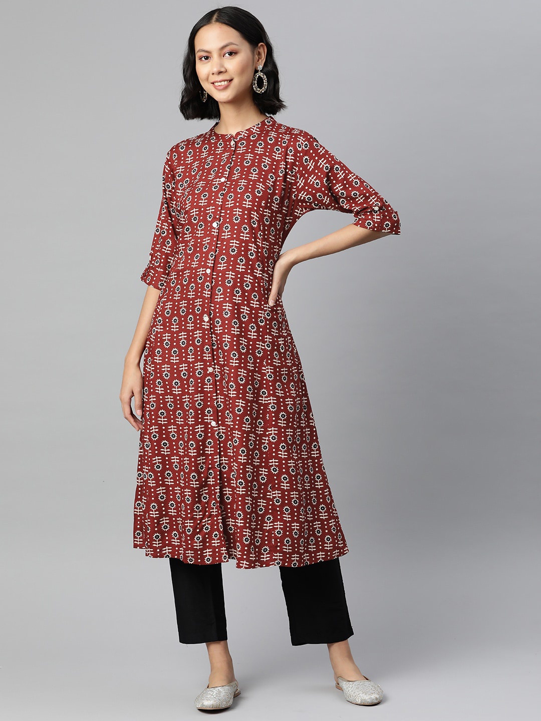

Bachuu Floral Printed Mandarin Collar A-Line Regular Kurta, Brown