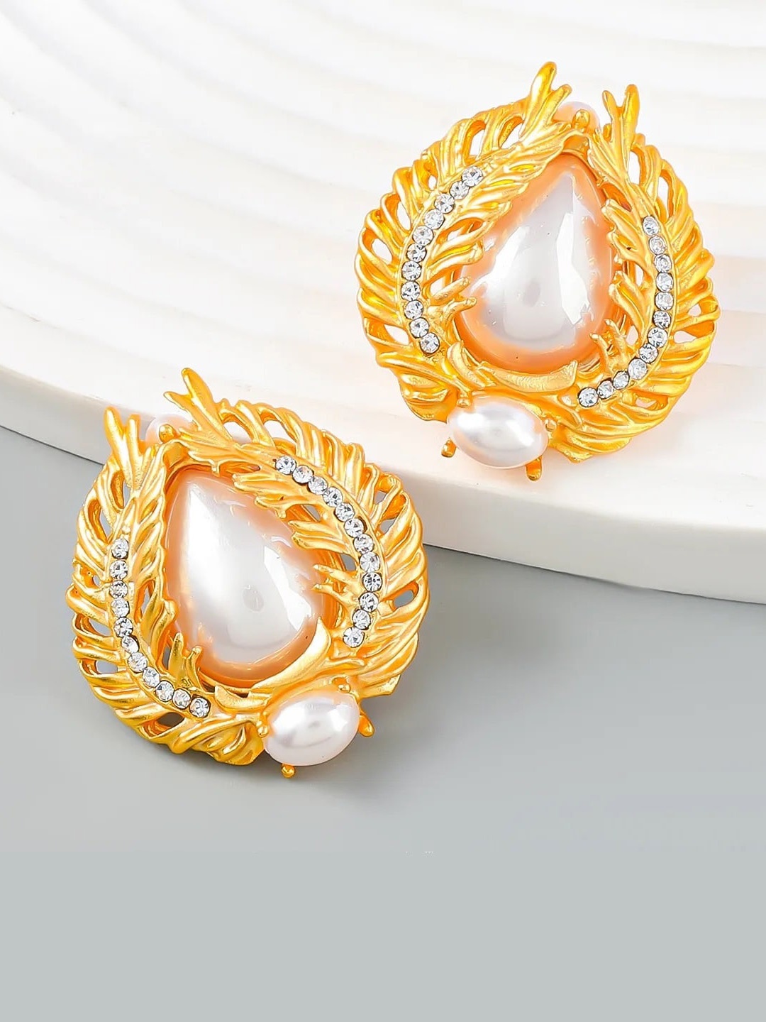 

AVANT-GARDE PARIS Gold-Plated Teardrop Studs Earrings