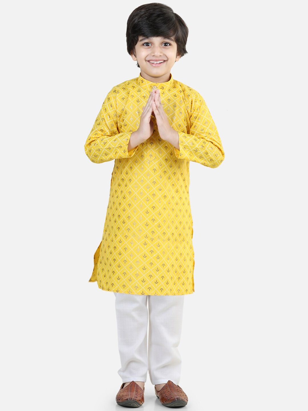 

BownBee Boys Ethnic Motifs Printed Straight Kurta with Pyjamas, Yellow