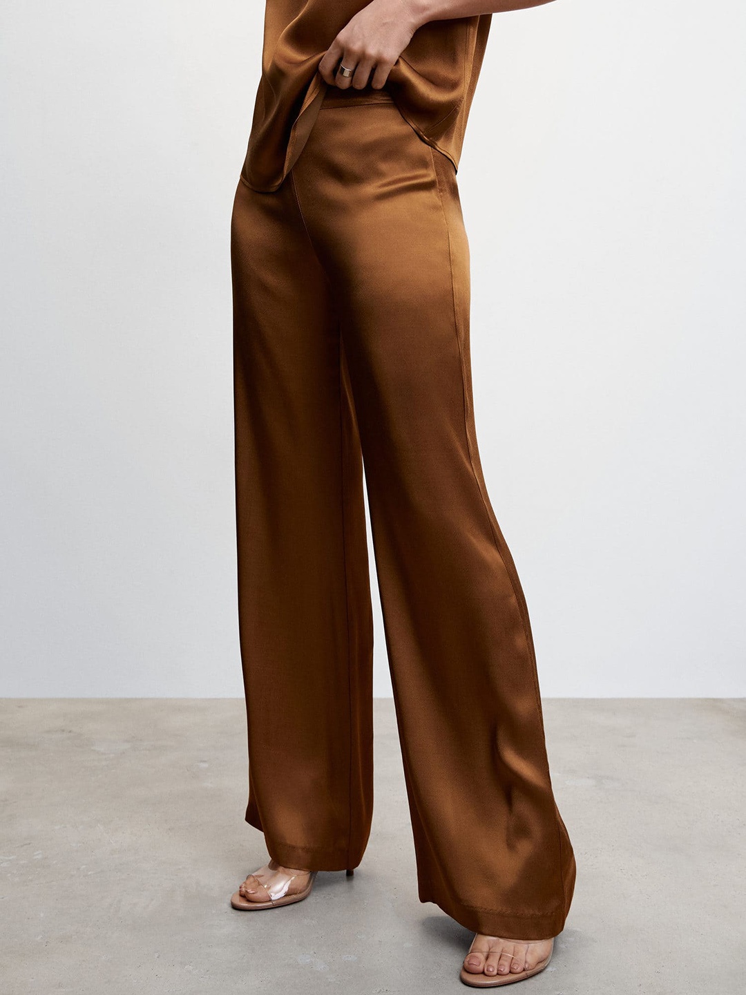 

MANGO Women Satin High-Rise Trousers, Brown