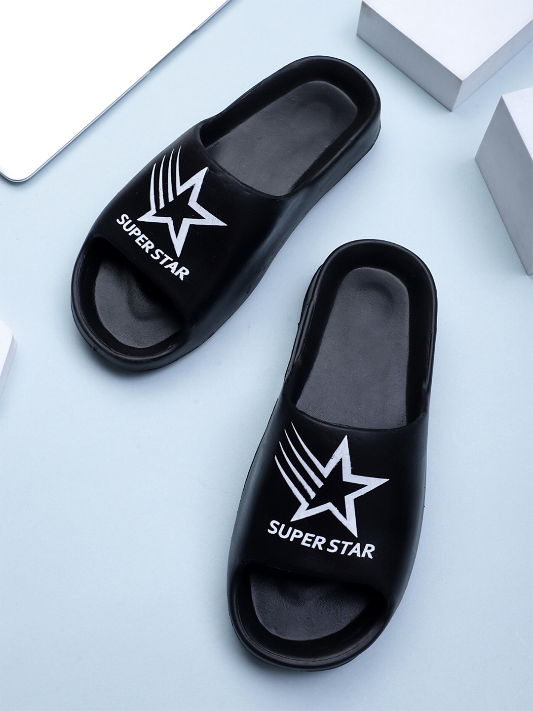 

Pampy Angel Men YEE-Superstar Printed Croslite Sliders, Black