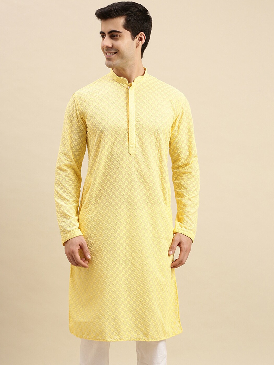 

Sanwara Floral Embroidered Chikankari Mandarin Collar Cotton Pastels Kurta, Yellow