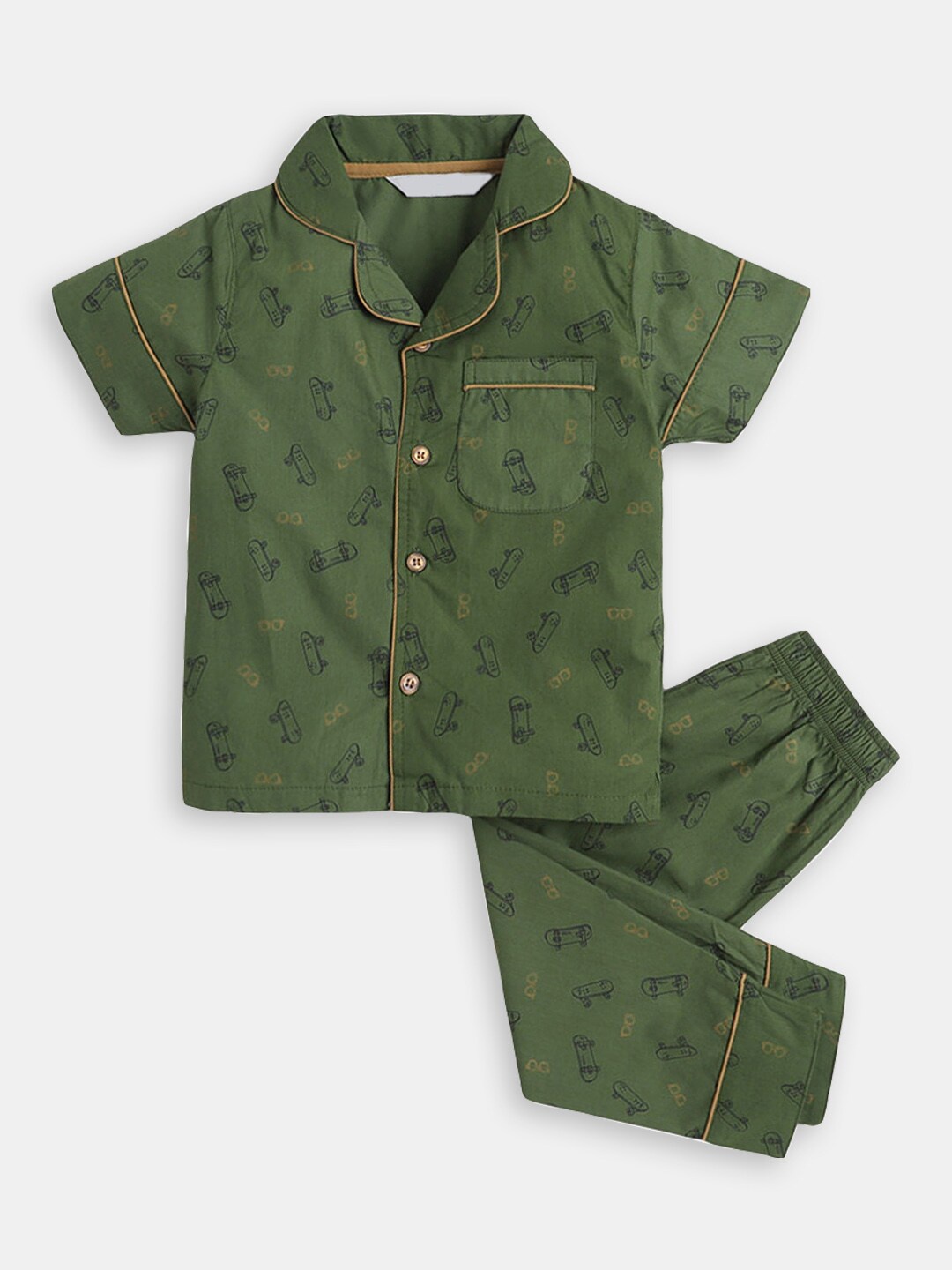 

Hopscotch Boys Conversational Printed Pure Cotton Night Suit, Green