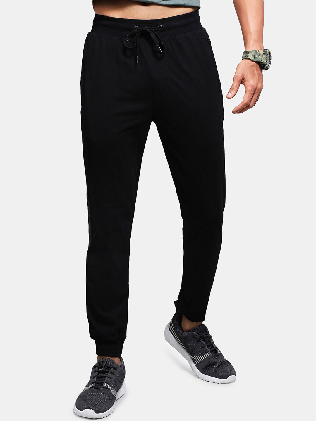 

Jockey Men Mid-Rise Slim-Fit Super Combed Cotton Joggers, Black