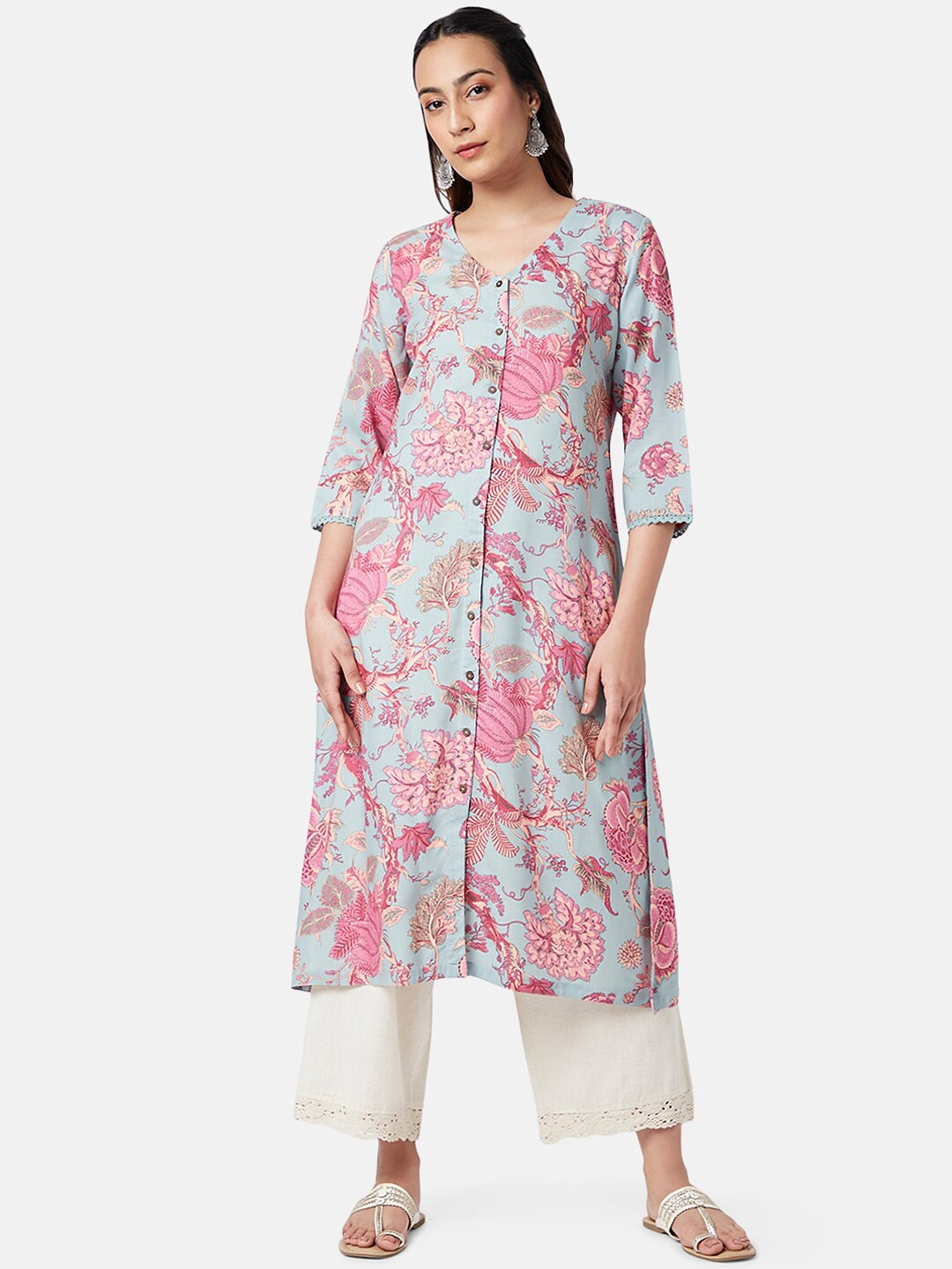 

RANGMANCH BY PANTALOONS Floral Printed V-Neck Kurta, Blue
