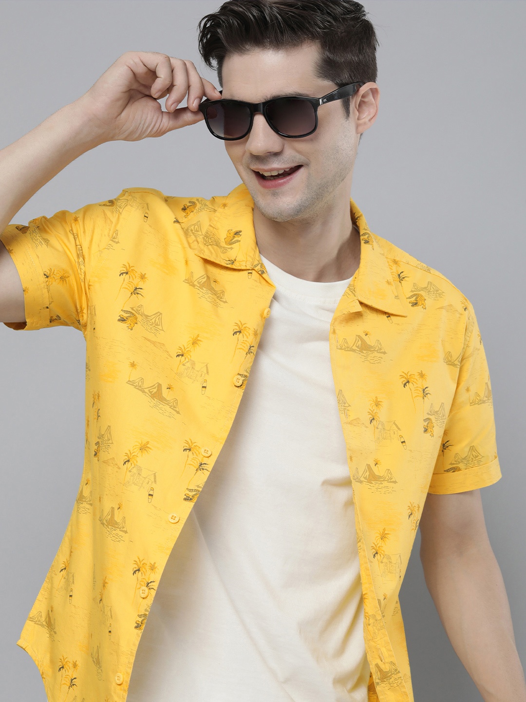 

HERE&NOW Men Slim Fit Opaque Printed Casual Shirt, Mustard