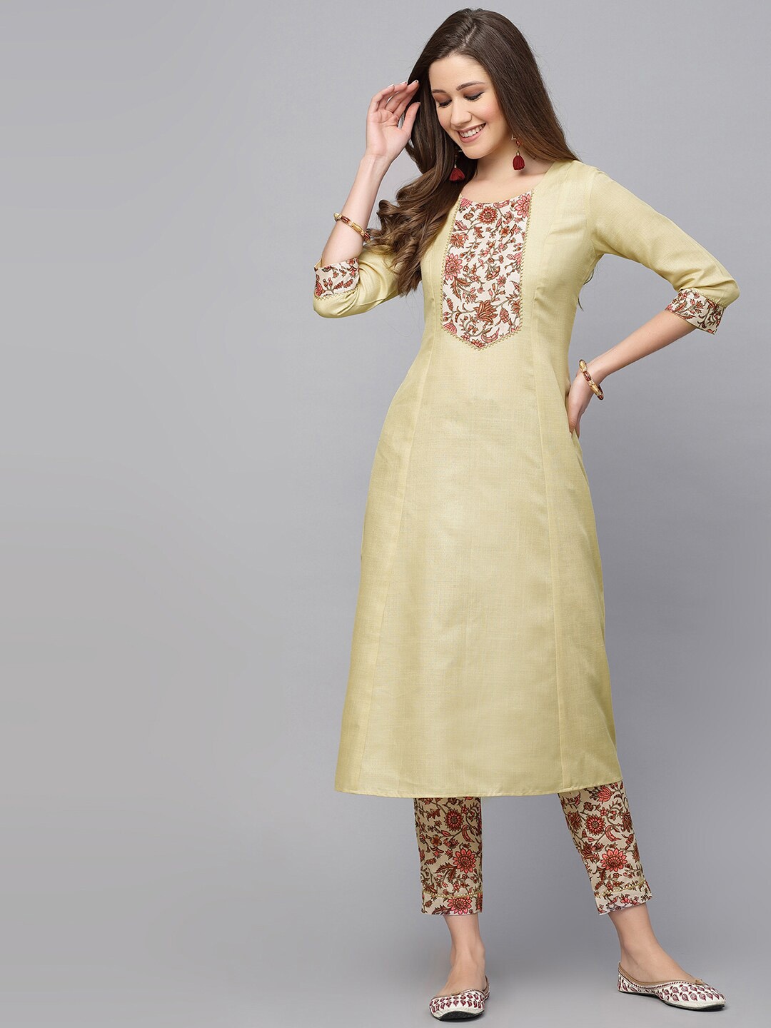 

SKYLEE Floral Yoke Design Gotta Patti A-Line Kurta With Trousers, Beige