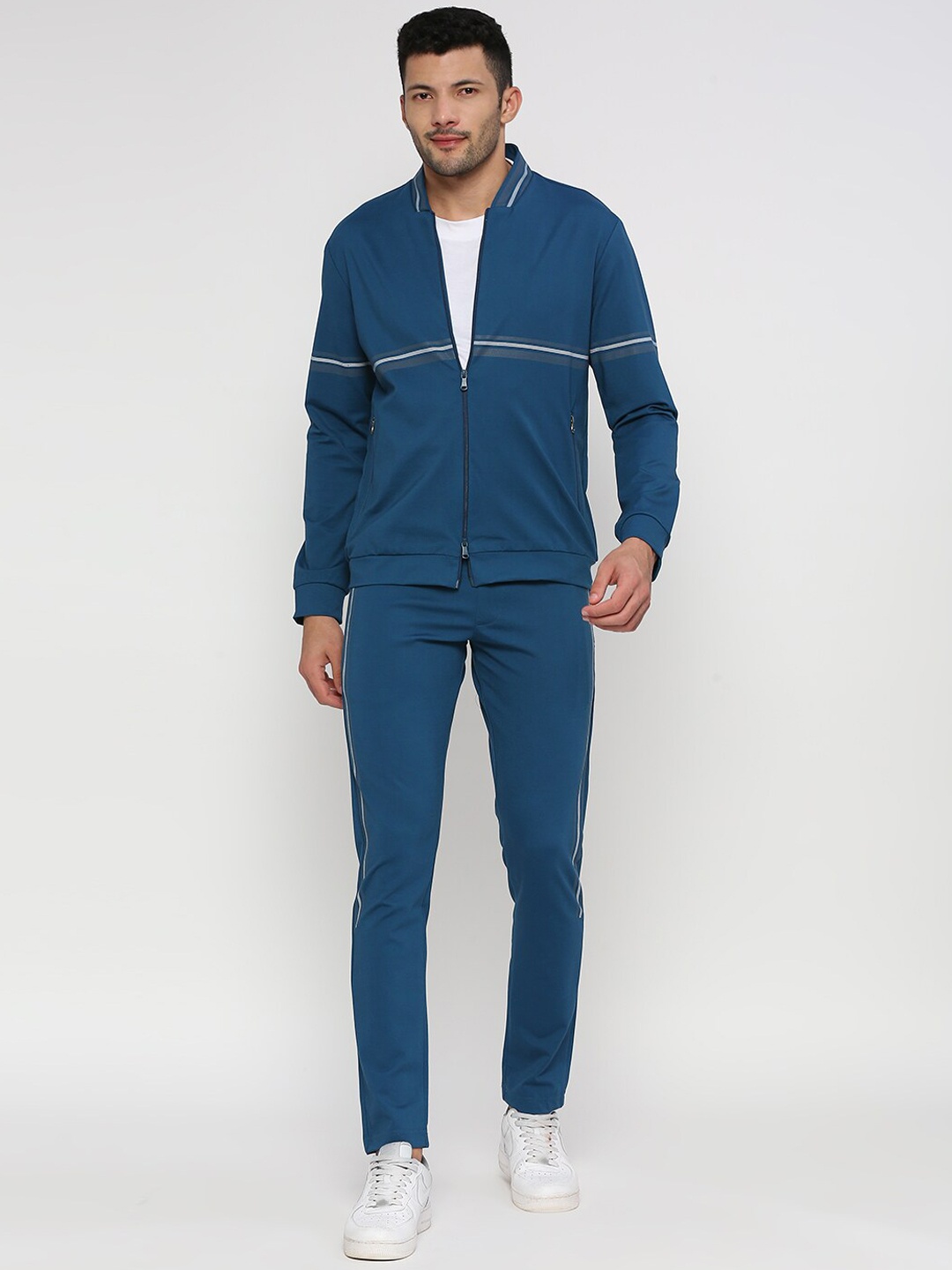 

beevee Men Striped Mock Collar Jacket & Trackpant Set, Blue