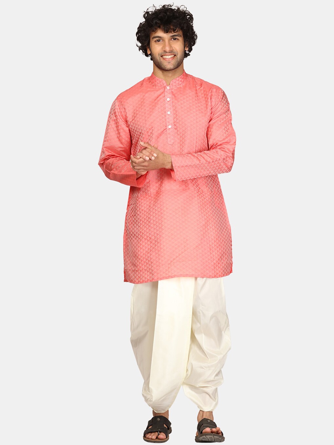 

Sethukrishna Mandarin Collar Kurta with Dhoti Pants, Peach