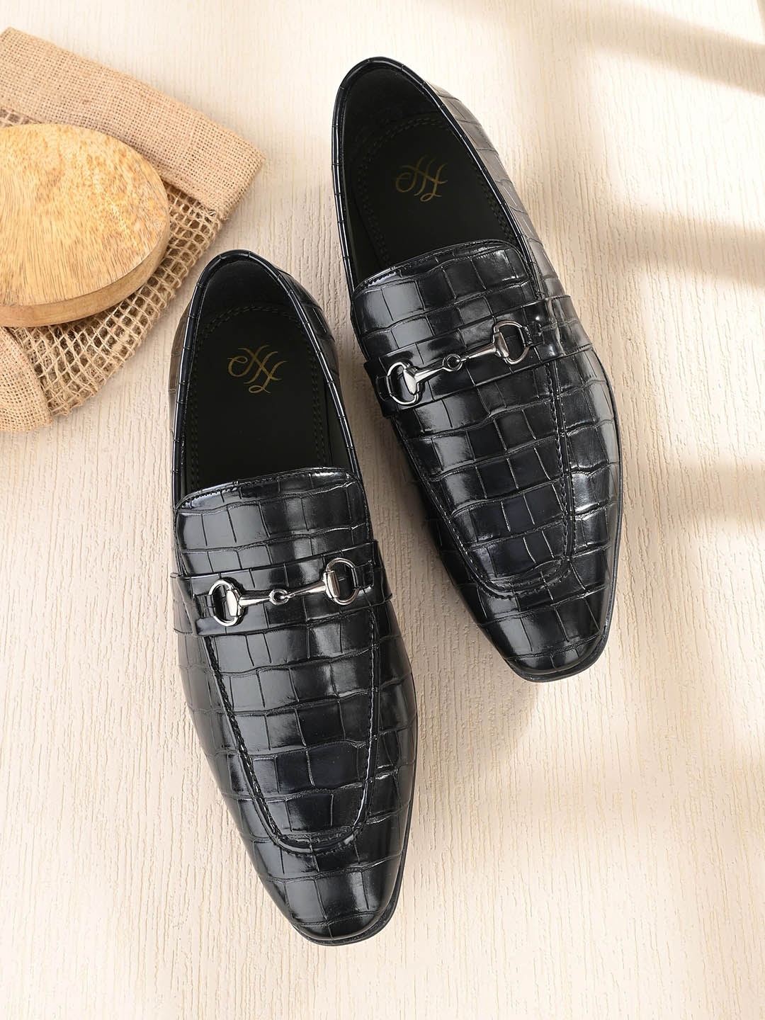 

House of Pataudi Men Textured Formal Loafers, Black