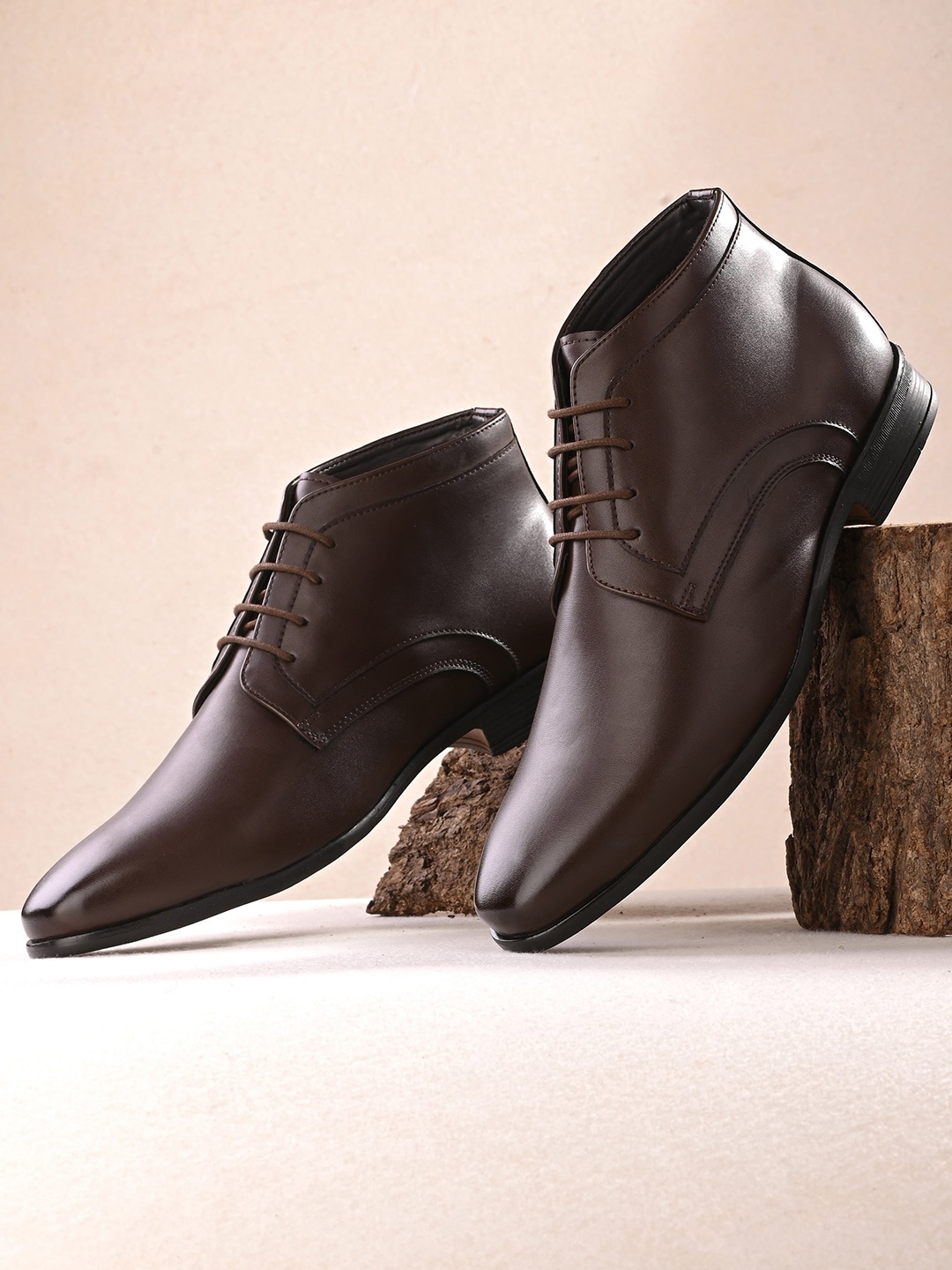 

INVICTUS Men Mid-Top Regular Boots, Brown