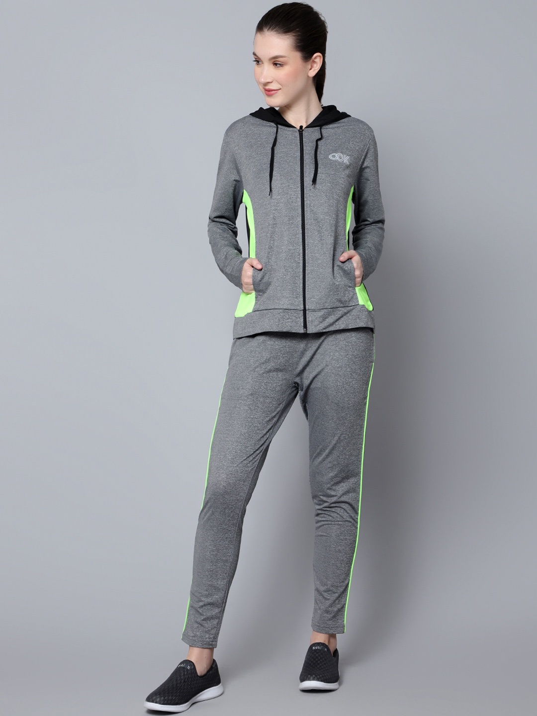 

Shiv Naresh Women Colourblocked Hooded Jacket With Trackpant Set, Grey