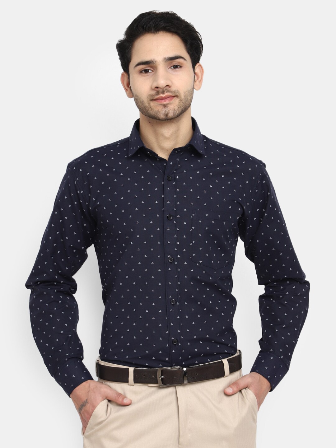 

J White by Vmart Men Geometric Printed Spread Collar Cotton Formal Shirt, Black