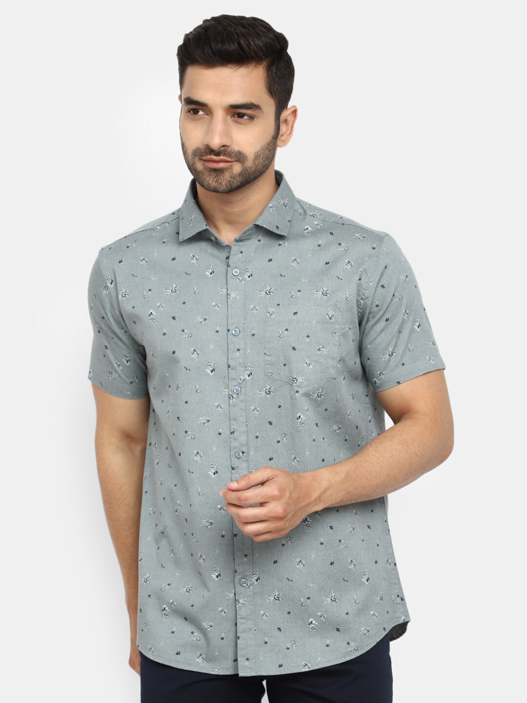 

V-Mart Micro Ditsy Printed Short Sleeves Cotton Casual Shirt, Grey