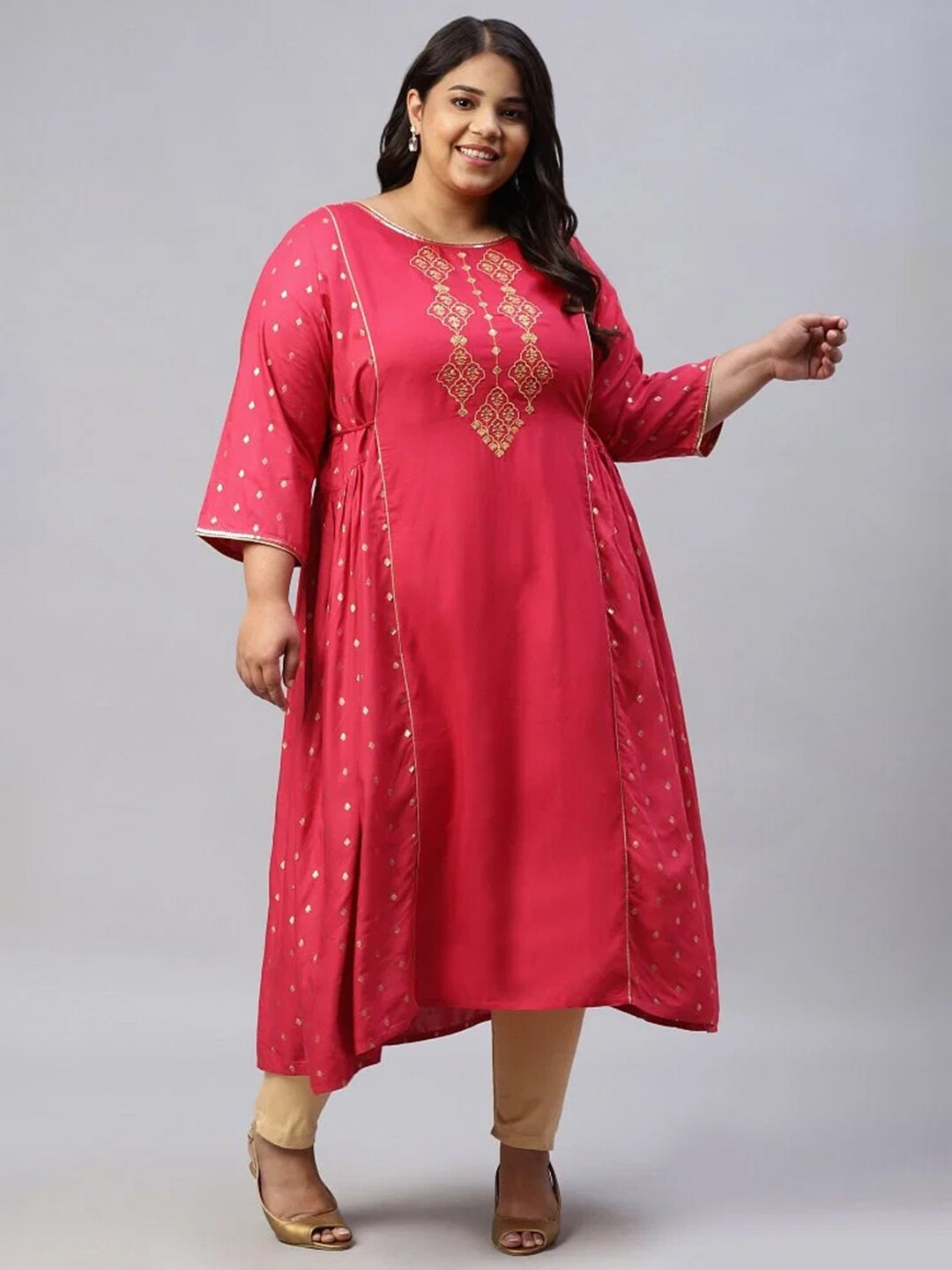 

AURELIA Plus Size Ethnic Motifs Embroidered Panelled Anarkali Kurta, Pink