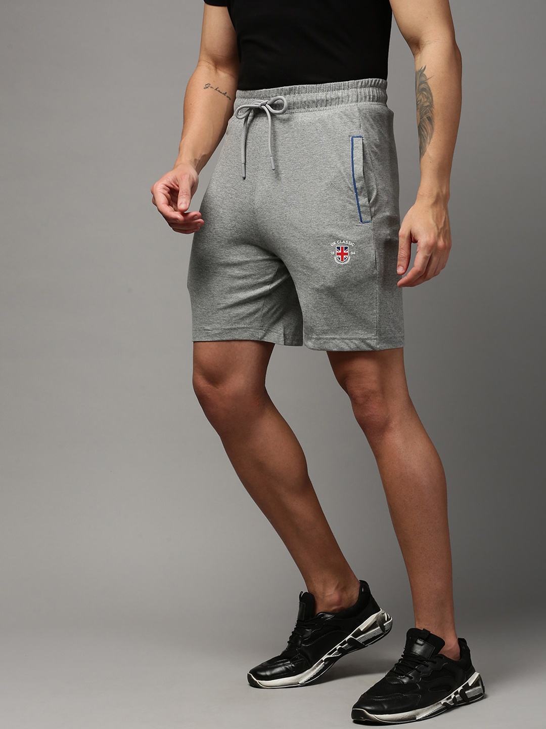

ONN Men Pure Cotton Mid-Rise Shorts, Grey melange
