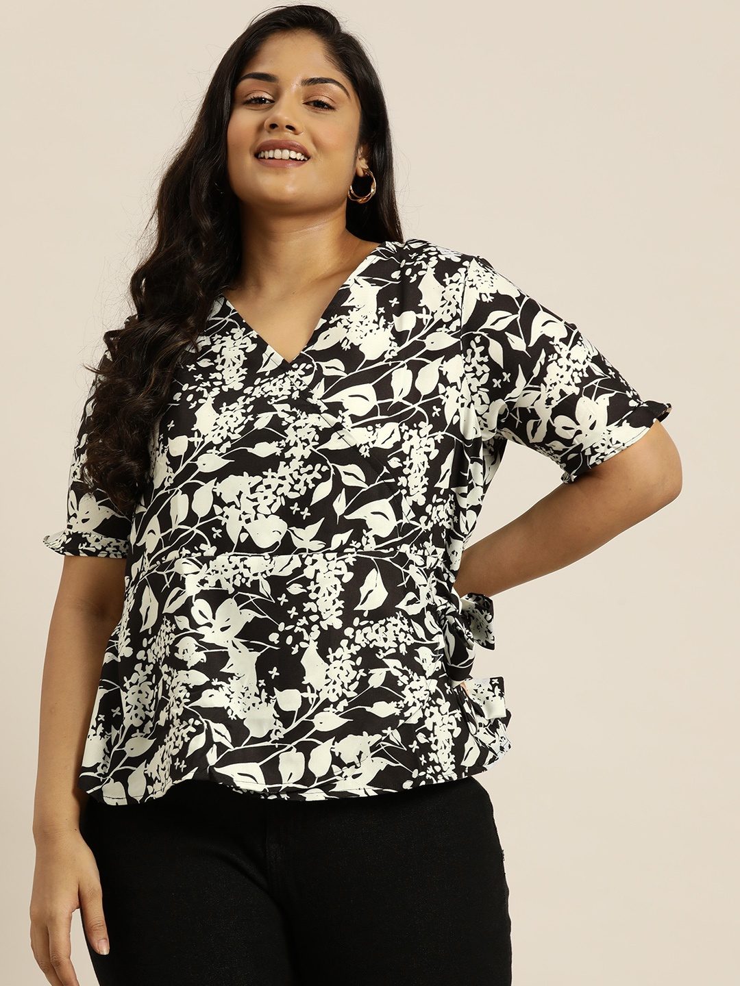 

Sztori Plus Size Floral Print Wrap Style Top, Black