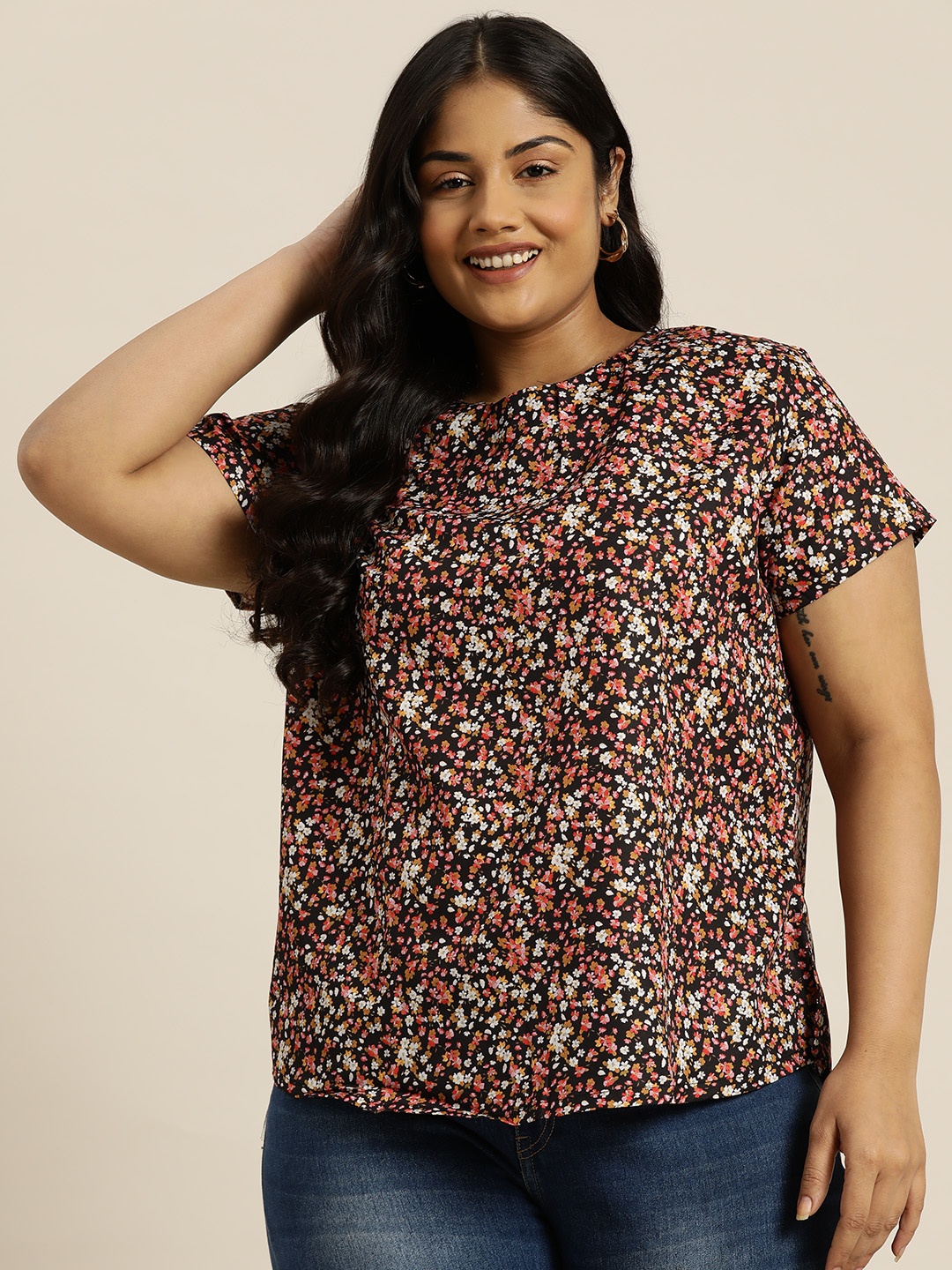 

Sztori Plus Size Floral Print Top, Black