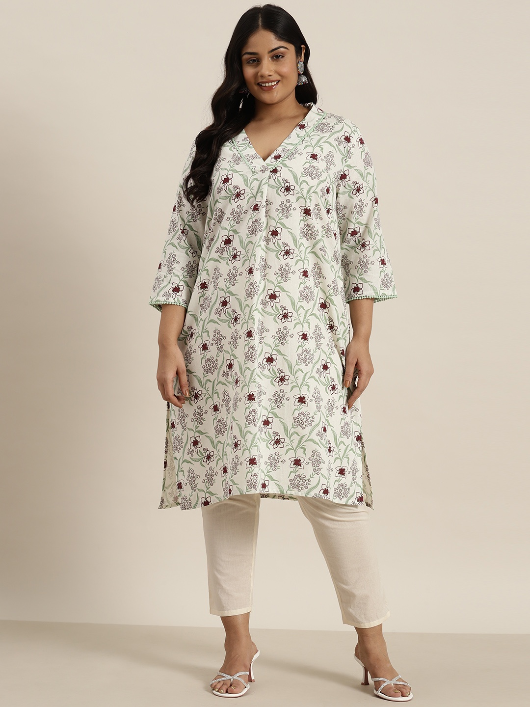 

Sztori Women Plus Size Pure Cotton Floral Printed Kurta, White
