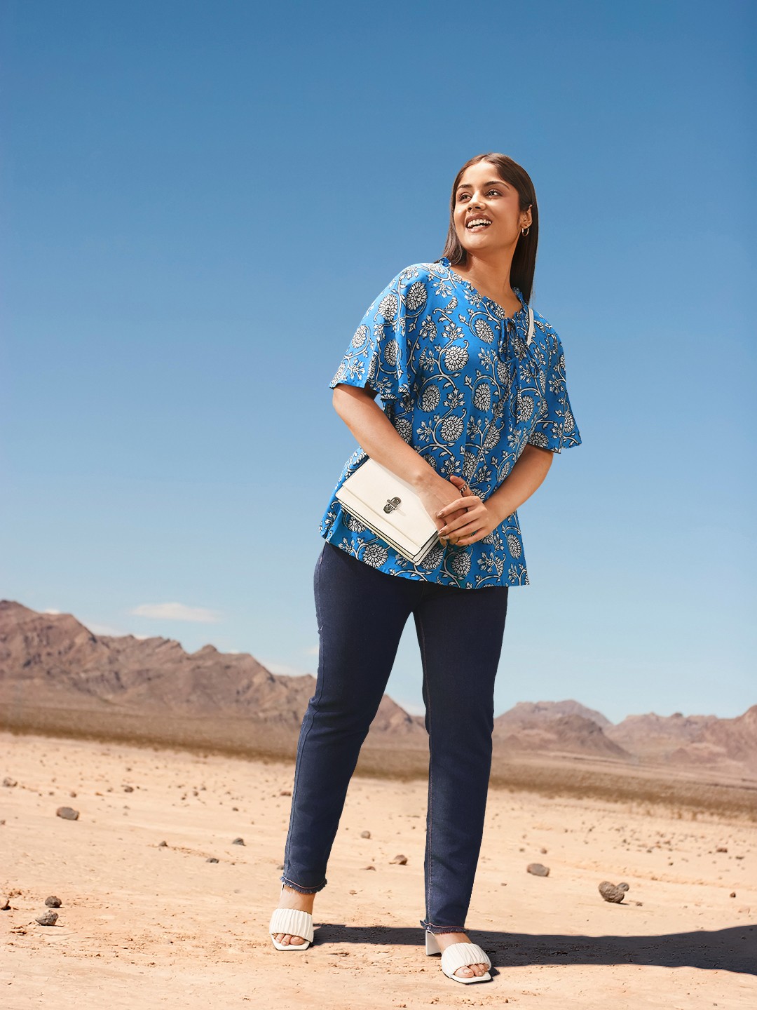 

Sztori Plus Size Floral Print Tie-Up Neck Flared Sleeves Top, Blue