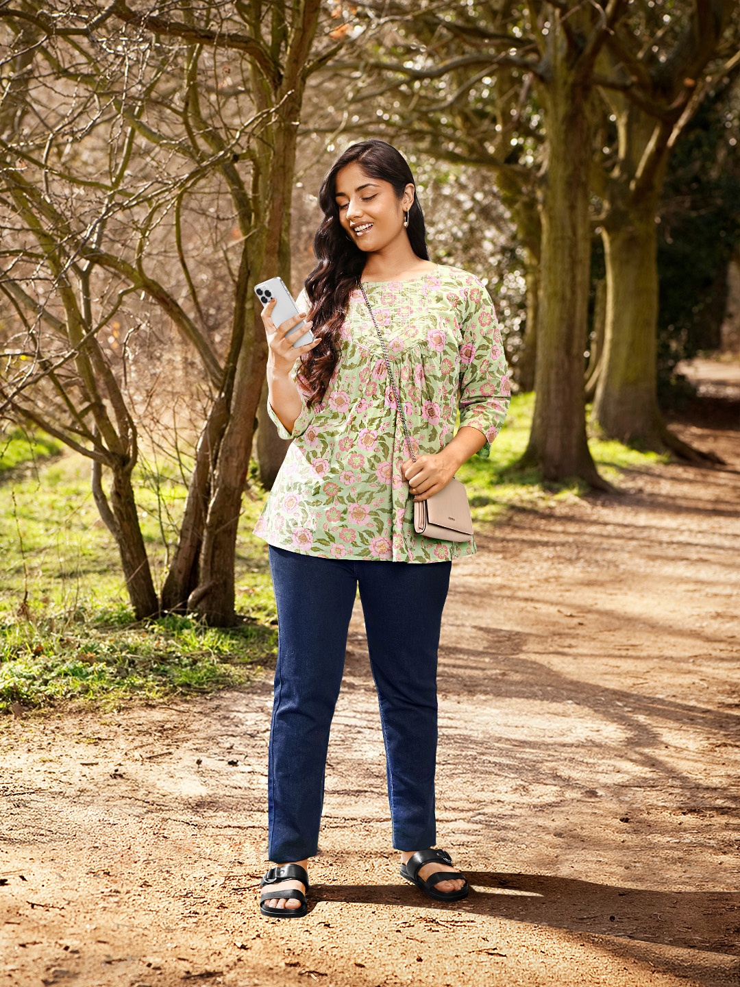 

Sztori Plus Size Pure Cotton Floral Printed Tunic, Green