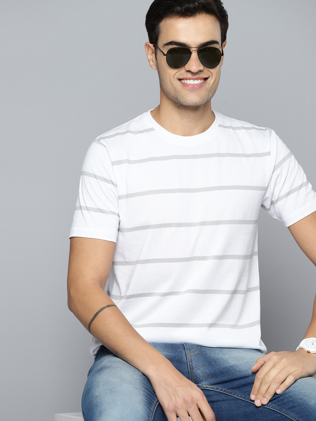 

HERE&NOW Men Striped Regular Fit T-shirt, White