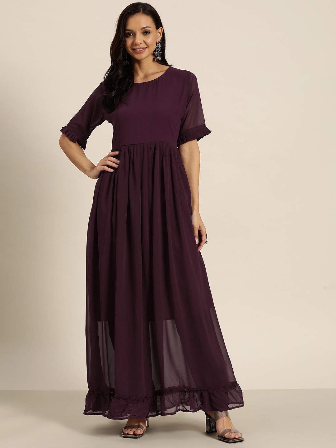 

Tikhi Imli Solid Pleated Georgette Kurta, Burgundy